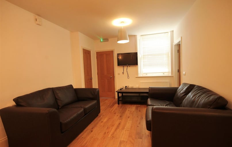 Belle Grove Terrace, Spital Tongues, Newcastle - Image 1